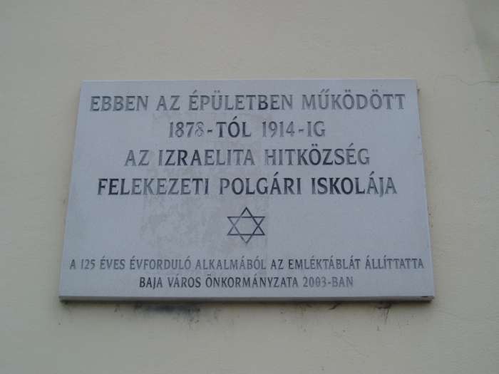 Baja, Telcs E. u. 12. 2.kép.jpg Baja, Telcs E. u. 12. 2.kép.jpg